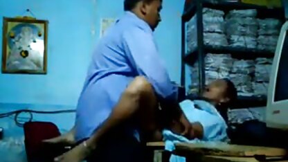 सेक्स के लिए एक लड़की के और सेक्सी मूवी लिए मजबूर